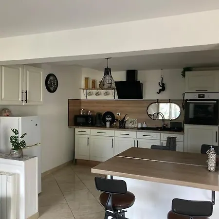 Apartment Agreable Maison Avec Jolie Terrasse Exterieure *