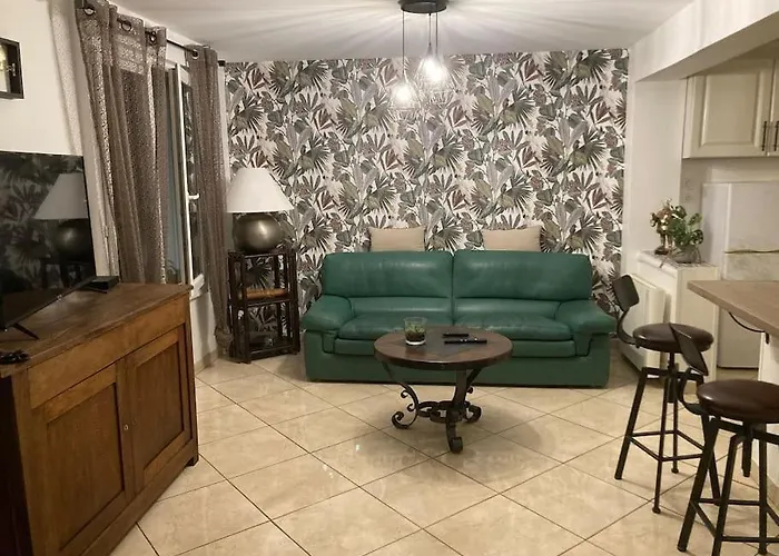 Agreable Maison Avec Jolie Terrasse Exterieure Apartmán